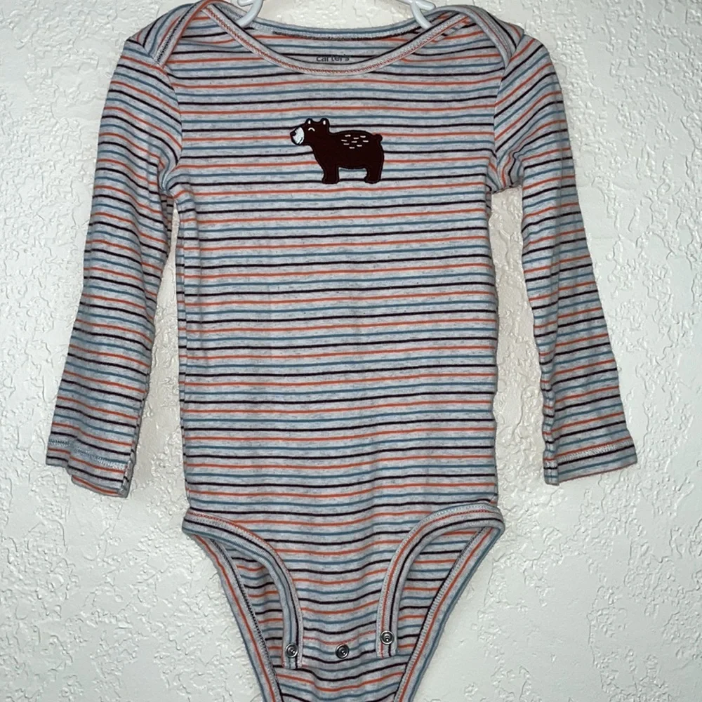 Carter’s striped bear long sleeve onsie 24 months - Picture 2 of 6